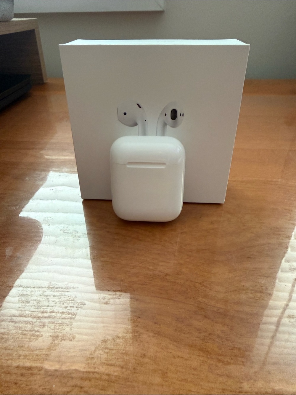 Apple AirPods 2